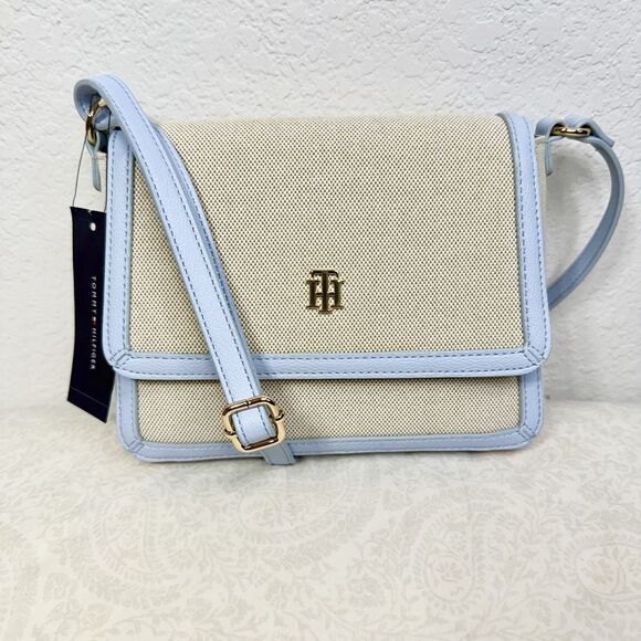 Tommy Hilfiger Canvas Crossbody Saddle Bag Purse Beige Sky Blue XW04555 NWT - Picture 1 of 12